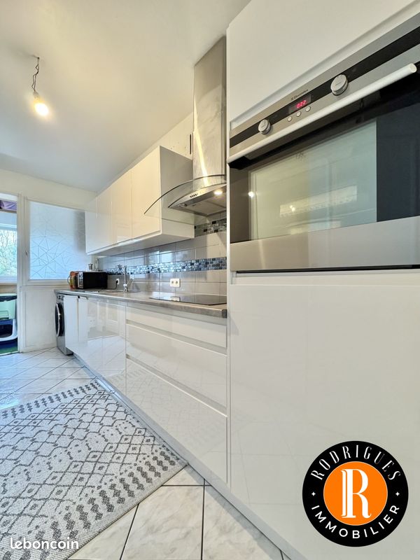 Appartement 4 pièces 75 m² · à Maxéville · 75 m² · 900 €/mois