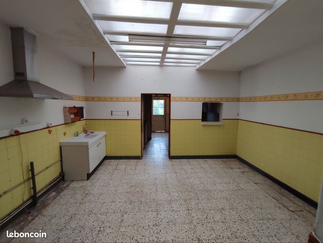 Maison 5 pièces 100 m² · à Harly · 100 m² · 53 000 €