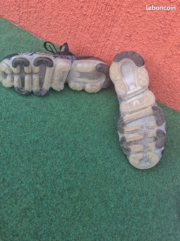 Basket nike air vapormax Flyknit 3 taille 43 noir blanc oreo (image 6)