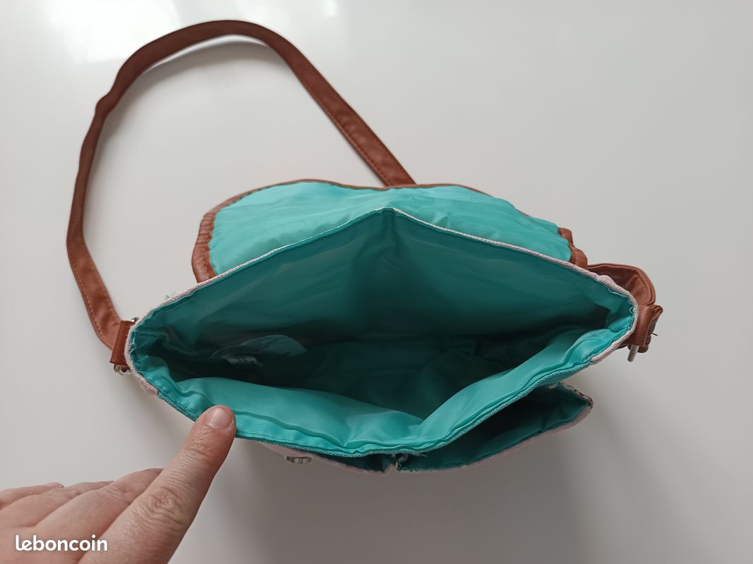 Sac à main rose, vert et marron avec des motifs fleurs (image 5)