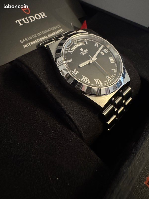 Tudor Royal 41mm Acier Cadran Noir Montres Bijoux