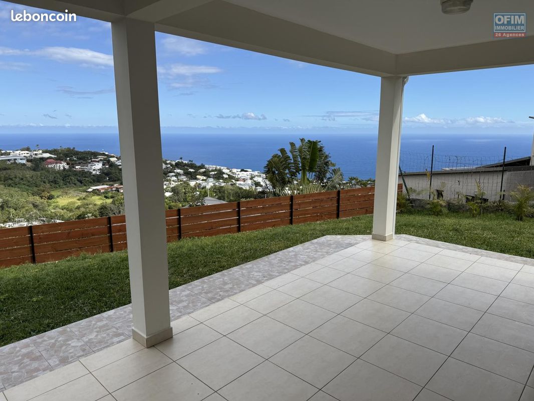Maison 4 pièces 85 m² · aux Avirons · 85 m² · 436 800 €