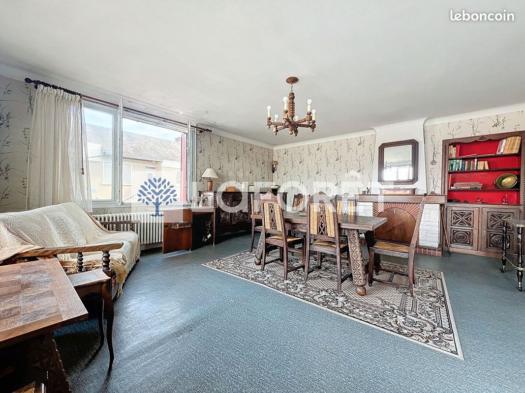 Maison 6 pièces 93 m² - Thouars 79100 (image principale 4)