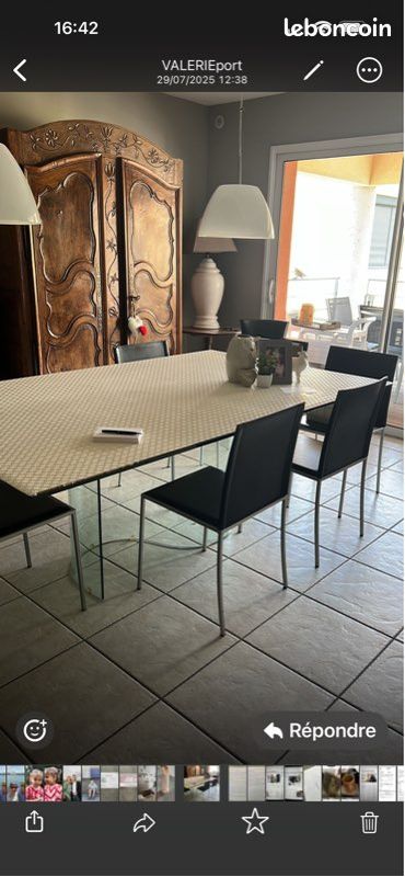 Table de salle à manger en verre (image 1)