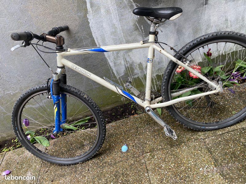 Velo decathlon rockrider 5.2 (image 1)