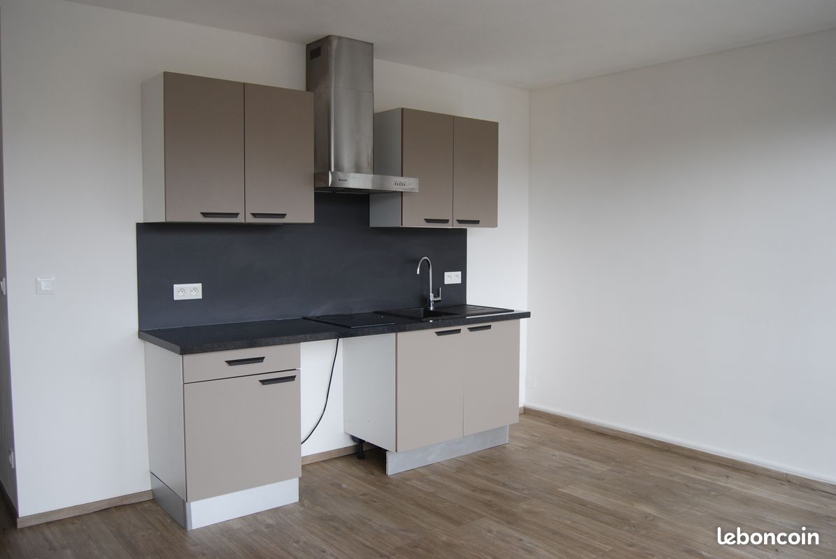 Appartement 2 pièces 35 m² · à Saintes · 35 m² · 520 €/mois