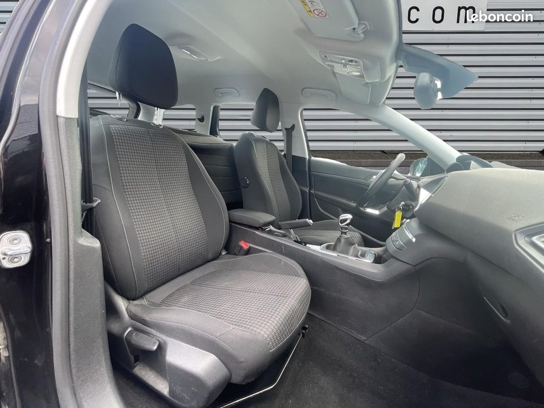 PEUGEOT 308 SW AFFAIRE 1.5 BlueHDi 130 Active Business (image 18)