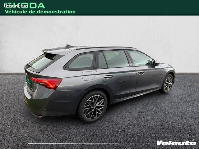 Skoda Octavia COMBI CLEVER 1.5 TSI 116 DSG7 HYBRID (image 8)