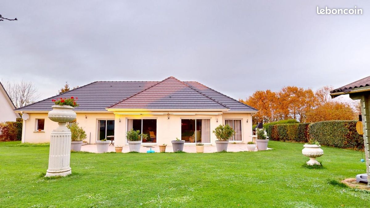 Maison 5 pièces 157 m² · à Octeville-sur-Mer · 157 m² · 469 000 €
