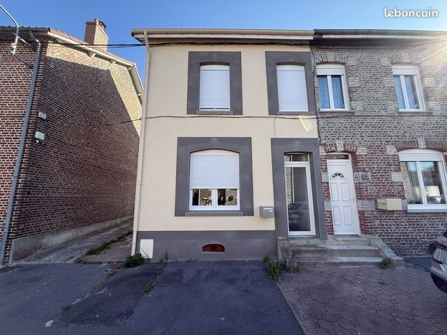 Maison 94 m² · à Crespin · 94 m² · 190 000 €
