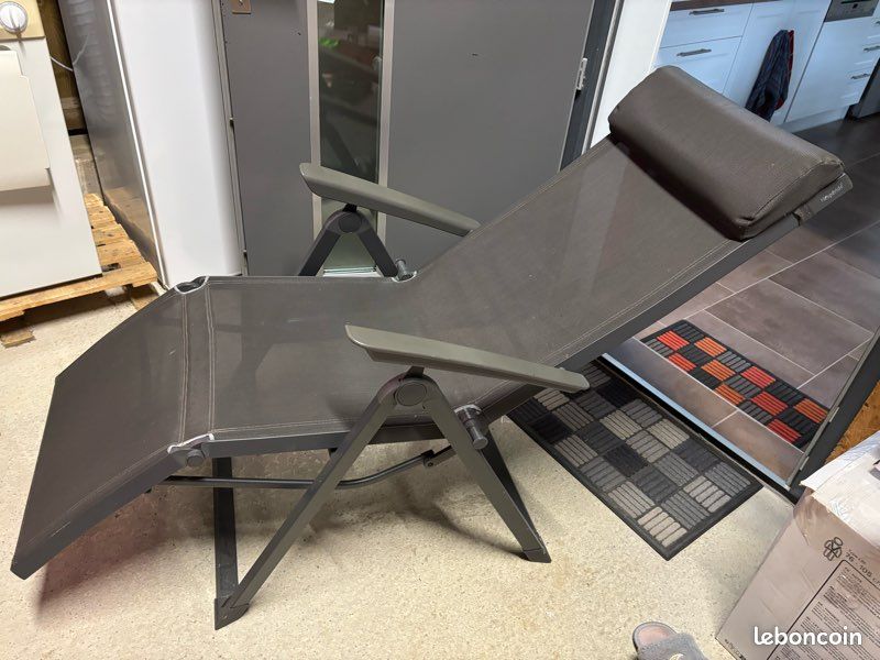 Fauteuil relax en aluminium marque Hesperide (image 1)