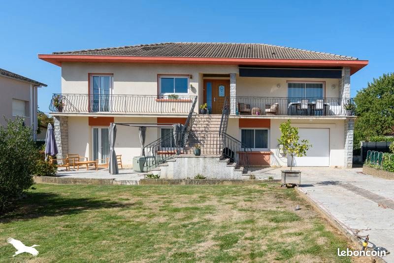 Maison 6 pièces 199 m² · à Aire-sur-l'Adour · 199 m² · 262 400 €
