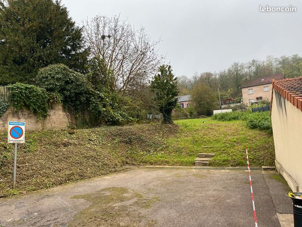Terrain 600 m² SEREMANGE ERZANGE