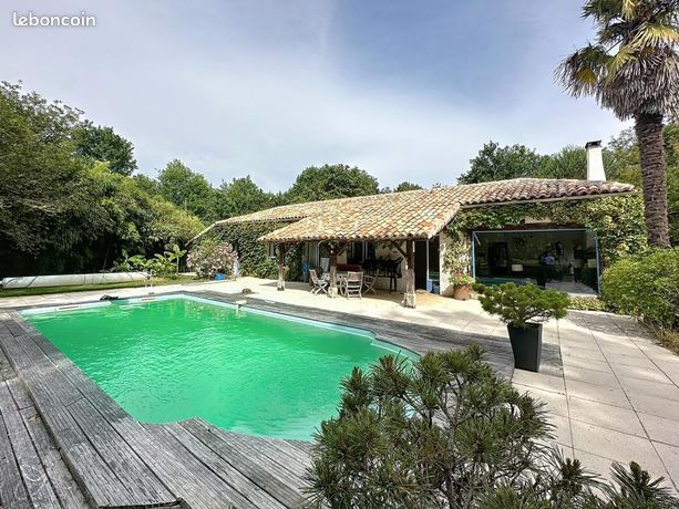 Propriété 5 pièces 146 m²