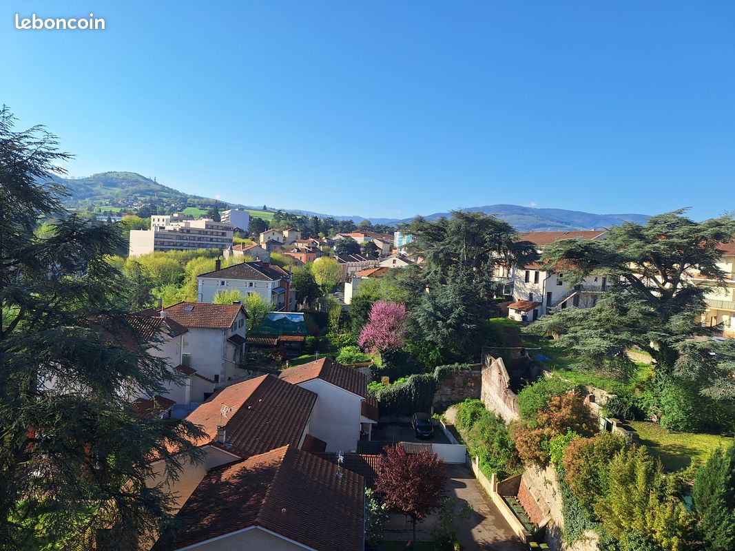 Appartement 4 pièces 92 m² · à Saint-Chamond · 92 m² · 125 000 €