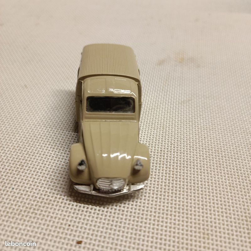 ELIGOR 1/43 - n°AMC009152 - Citroën 5 HP Camionnette