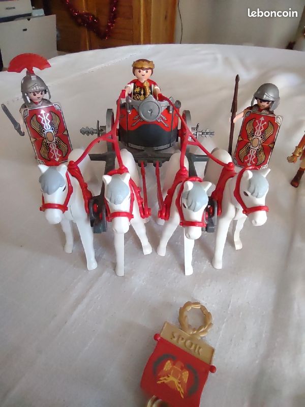Playmobil César en quadrige ( rare ) et Cléopatre (image 2)