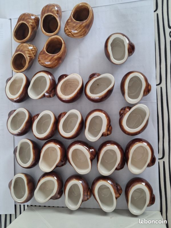 Petits godets à escargots - Arts de la table