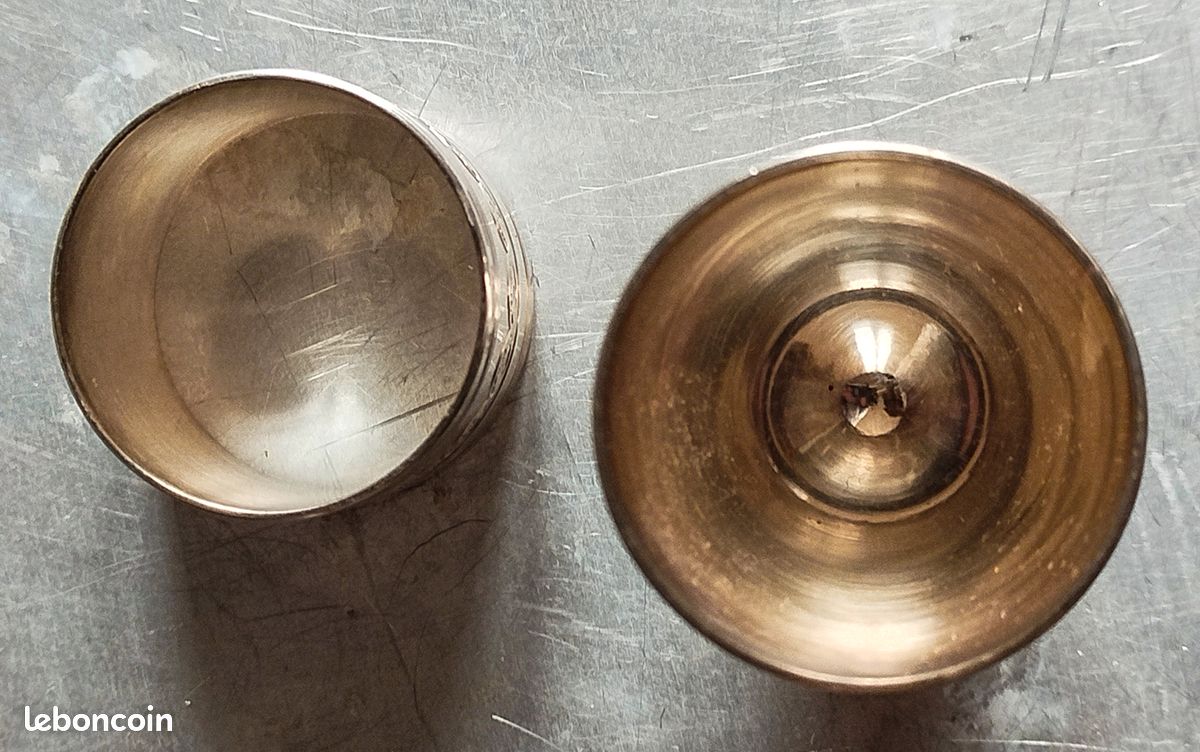 Coquetier et rond de serviette Christofle en métal argenté