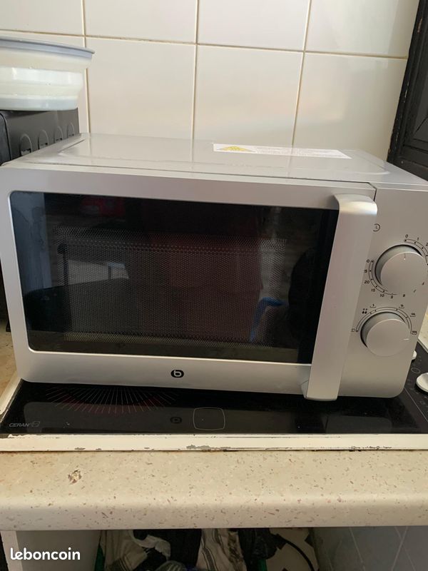 Micro-ondes, très bon état (image 1)