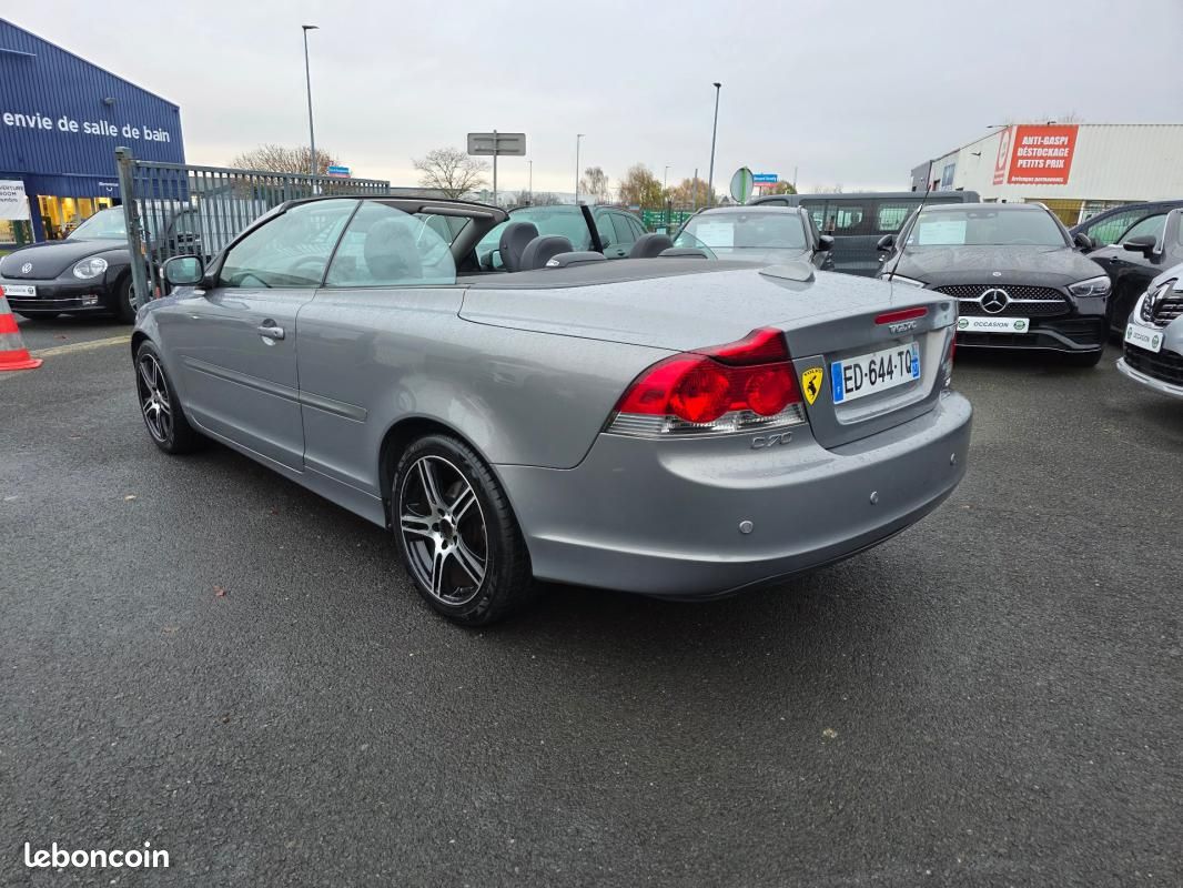 Volvo C70 Cabriolet 2.4i 170 Summum (image 7)