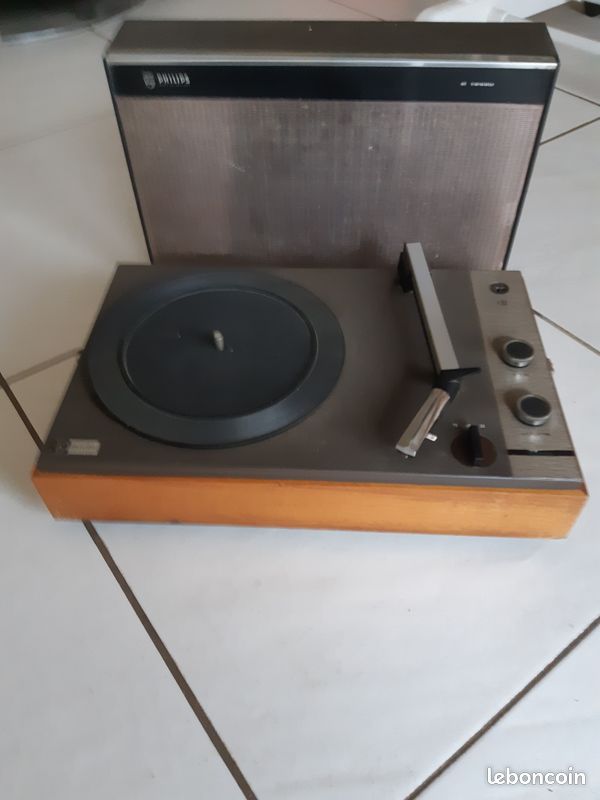 Tourne disque Philips Années 70 - Vintage - Vintage Family