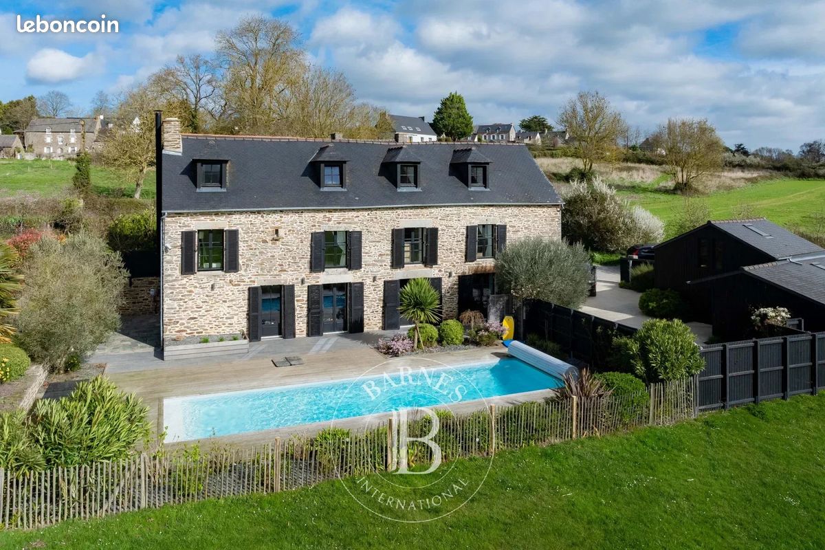 Maison 7 pièces 240 m² · à Plouër-sur-Rance · 240 m² · 1 087 000 €