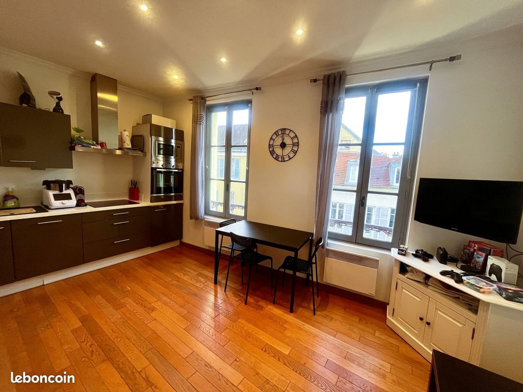 Appartement 2 pièces 32 m² · à Saint-Germain-en-Laye · 32 m² · 1 200 €/mois