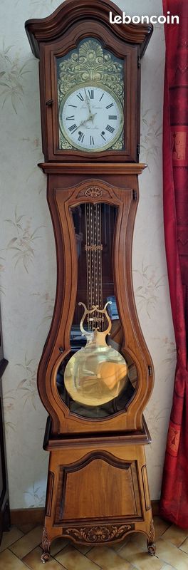 Horloge comtoise Jean Le Comtois en bois merisier massif Ameublement