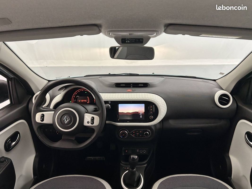 RENAULT Twingo III SCe 65 Equilibre (image 26)