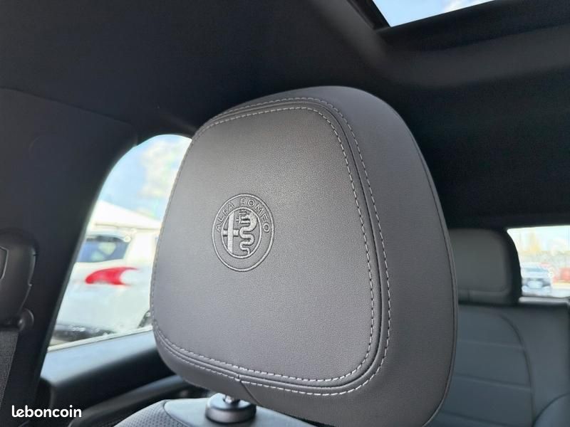 Alfa romeo Tonale 1.5 Ibrida 160ch Veloce TCT (image 33)