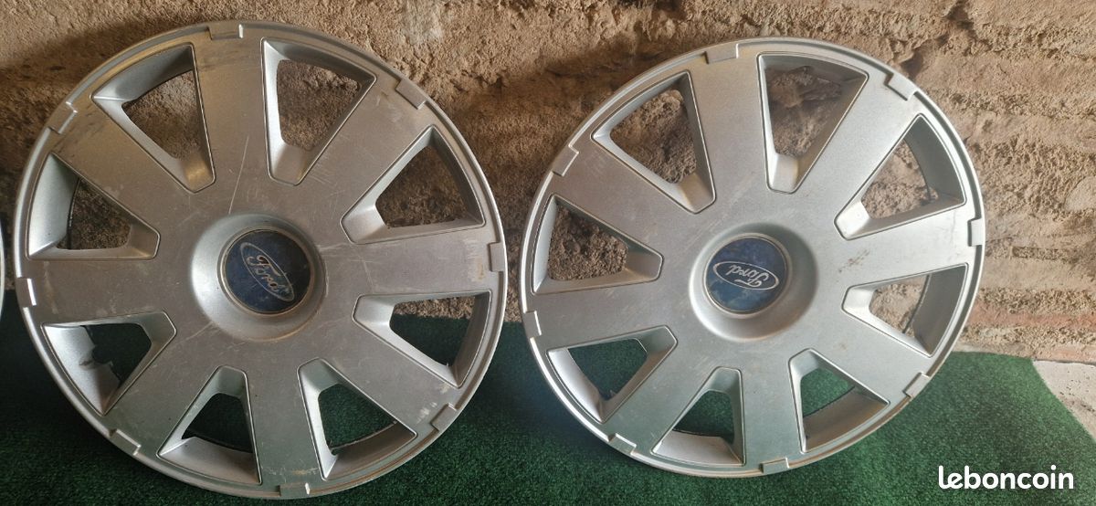 4 Enjoliveurs de roues Ford 16 pouces (image 3)