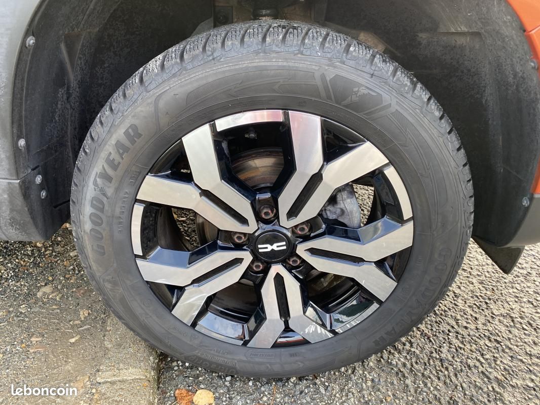 Dacia Duster 1.5 BLUEDCI 115 JOURNEY 4X2 (image 7)