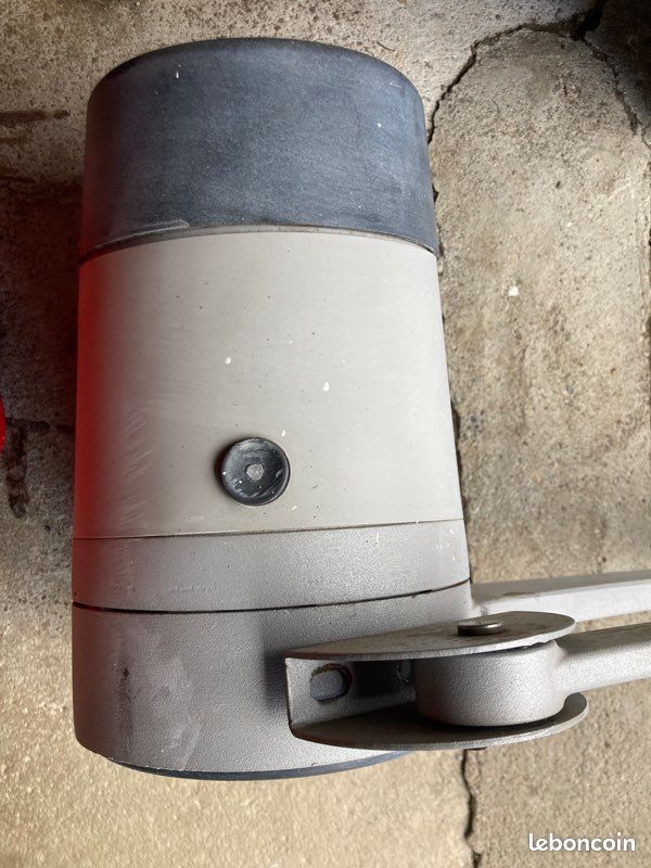 Moteur portail battant Nice 1 vantail (image 1)
