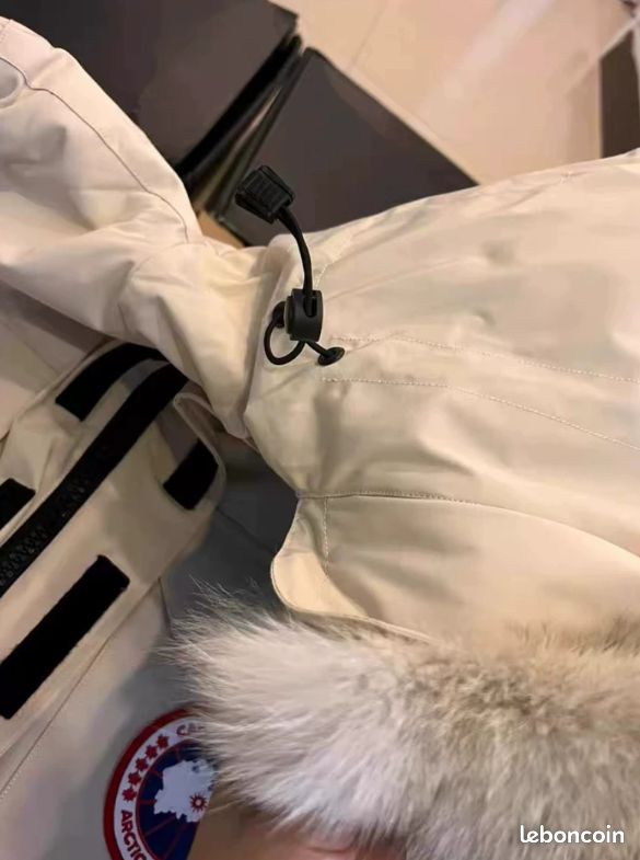 Parka Canada Goose modèle 08 Expedition, neuve, taille L, unisexe (image 2)