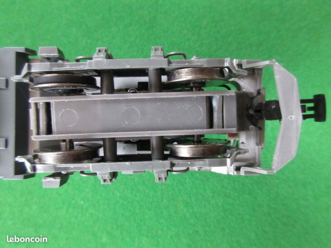 2 chassis monobloc bb 26000 «sybic» jouef champagnole / rivarossi - Modélisme