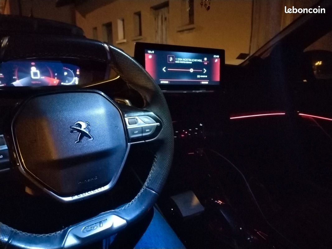 Peugeot 208 gt line (image 3)