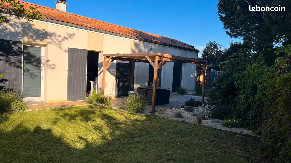 Maison 4 pièces 118 m² · à Corme-Royal · 118 m² · 285 000 €