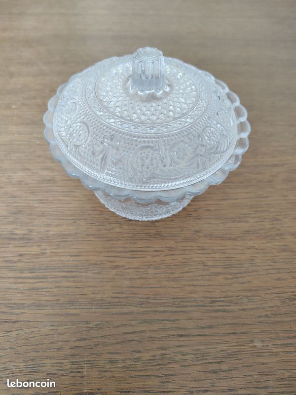 Sucrier en verre transparent hauteur 9 cm diametre 12 cm ou boite à bonbons (image 2)