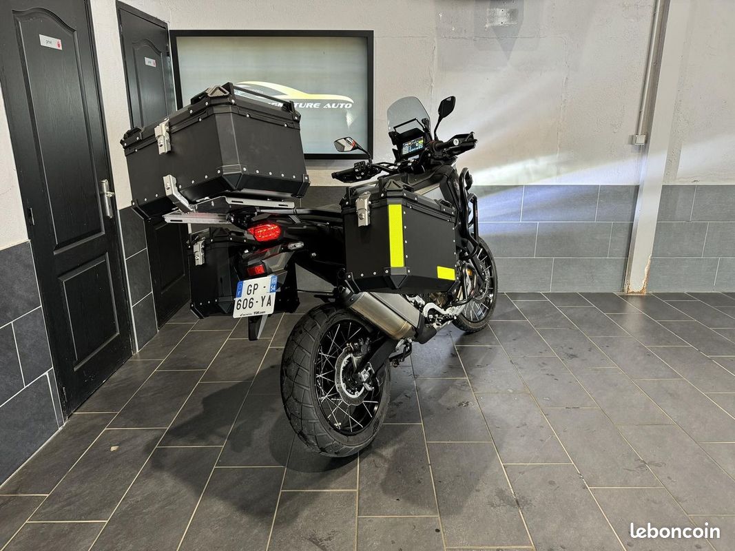 honda 1100 adventure