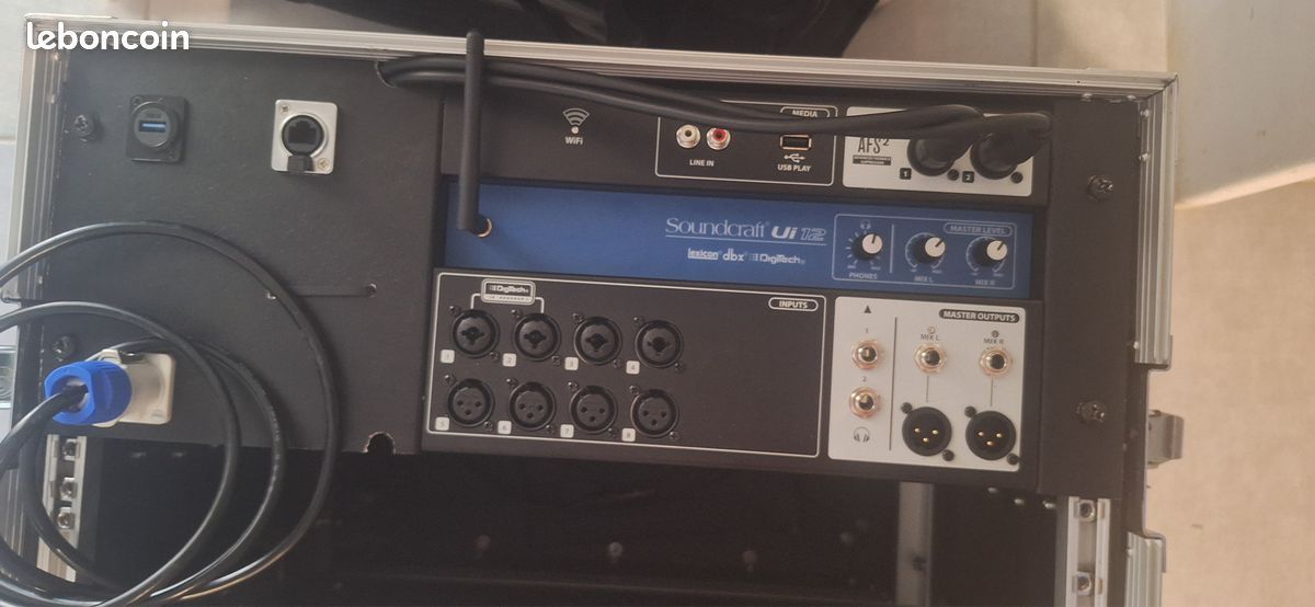 Soundcraft UI12 (image 4)