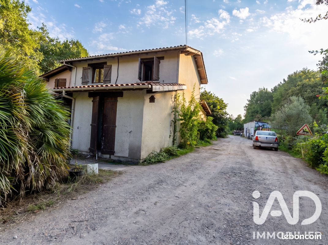 Maison 10 pièces 190 m² · à Salaunes · 190 m² · 749 000 €