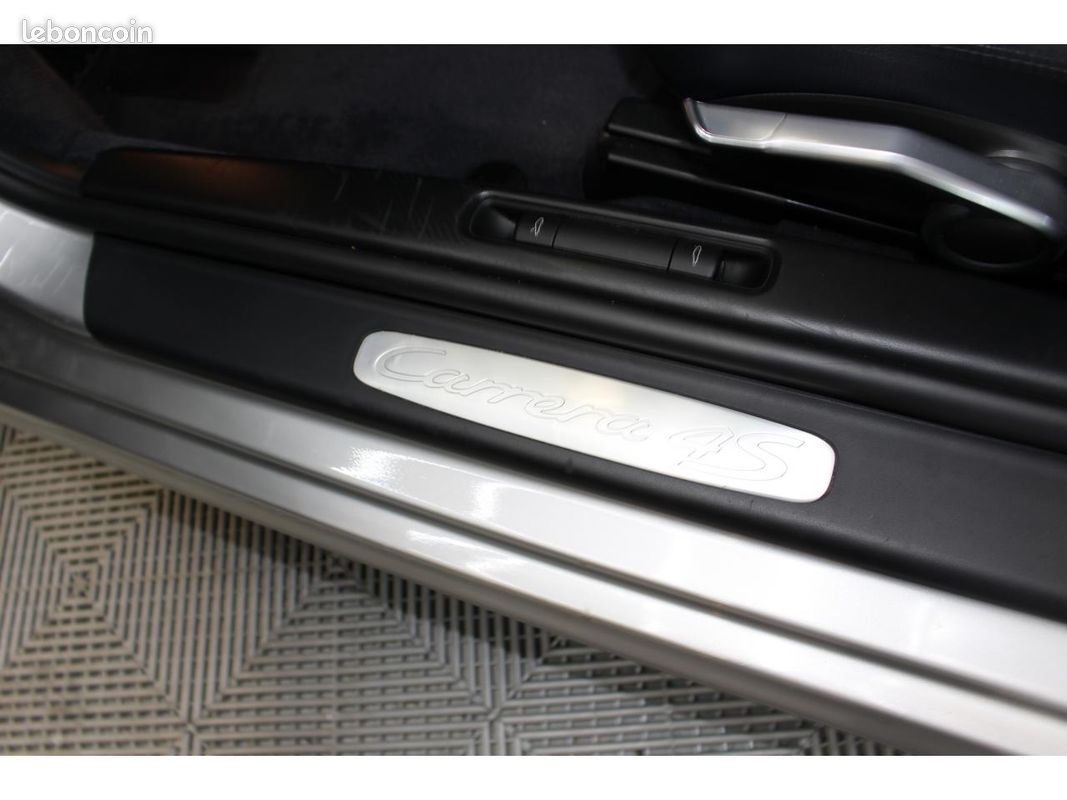 PORSCHE 911 Carrera 4S 3.8i -TYPE 997 BVA Tiptronic - suivi complet (image 32)