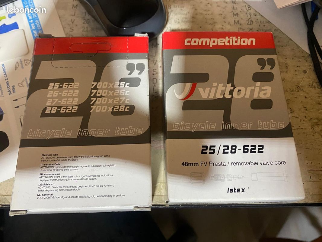 chambres à air VITTORIA LATEX toue 700c 25-28 valve presta 48 mm