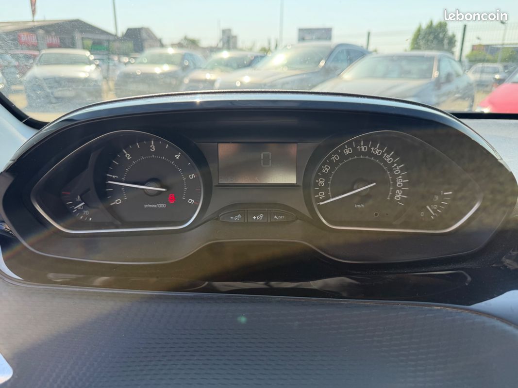 Peugeot 2008 1.6 bluehdi 100ch active - camera de recul - bluetooth - climatisation (image 28)