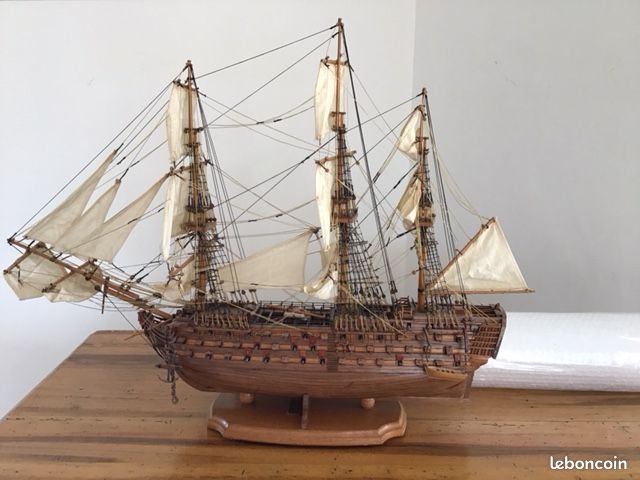 Bateau Decoratif (image 1)