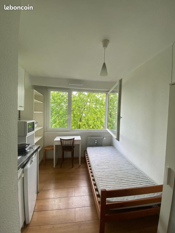 Appartement 1 pièce 10 m² · à Strasbourg · 10 m² · 400 €