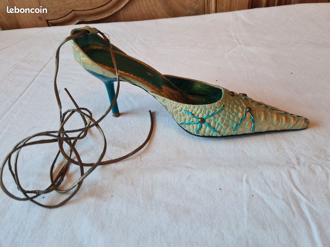 Escarpins Ouverts FLUXA Turquoise Talon Aiguille 10 Cm - Taille 40 - Cuir - Occasion TBE