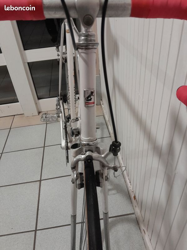 Vélo vintage Vitus im Kanton Freiburg