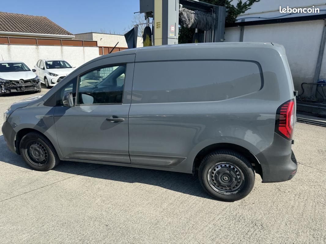 Renault Kangoo Van 1.5 Blue dCi 95ch Grand Confort Sésame Ouvre Toi/TVA/ TOUT ENTRETIEN (image 3)